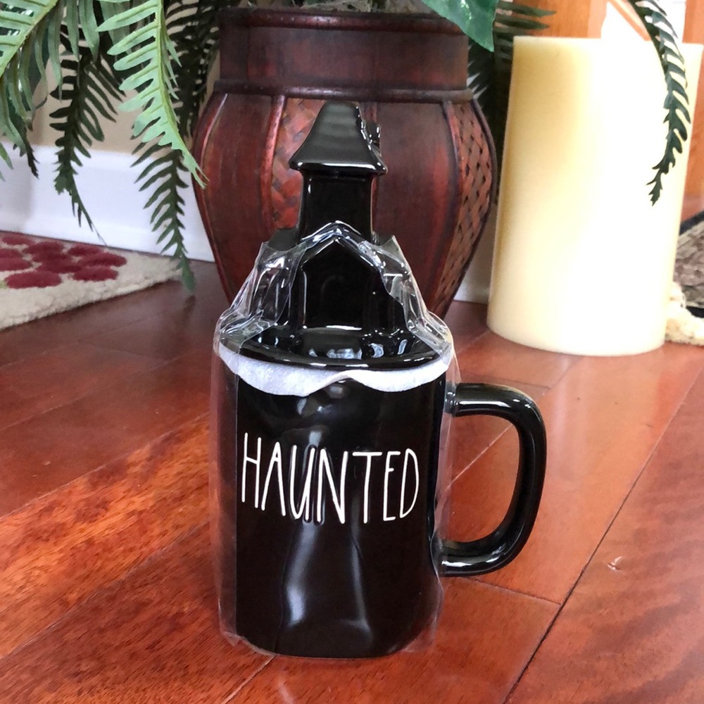 Brand New 2020 Rae Dunn  Halloween HAUNTED Mug